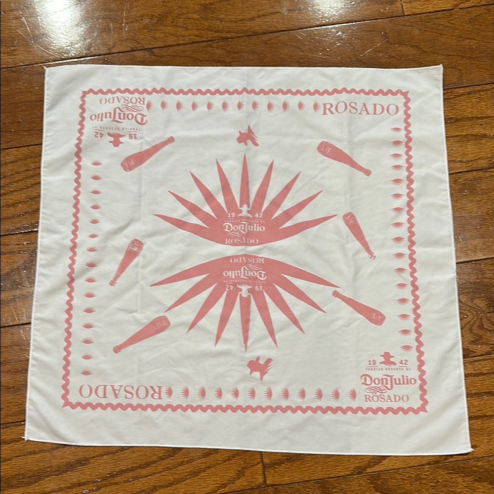 Don Julio Rosado Bandana